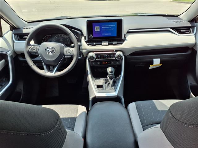 2025 Toyota RAV4 XLE AWD