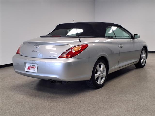 2005 Toyota Camry Solara SE