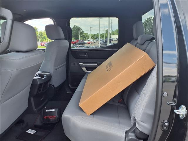 2025 Toyota Tundra SR5 CrewMax 5.5 Bed