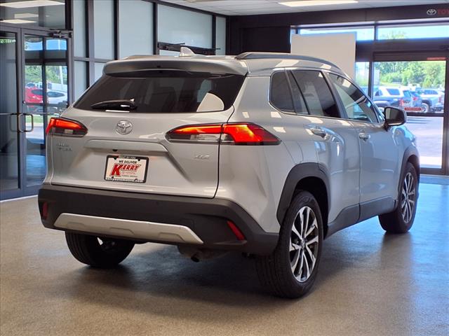 2023 Toyota Corolla Cross XLE