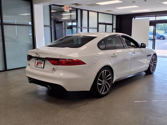 2016 Jaguar XF S