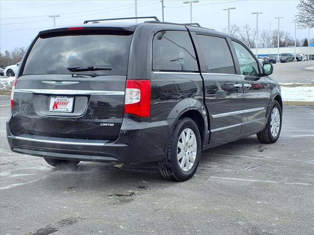 2015 Chrysler Town and Country Touring