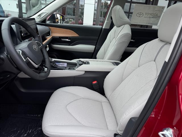 2025 Toyota Grand Highlander Platinum AWD
