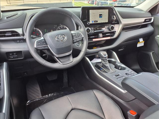 2025 Toyota Highlander XLE AWD