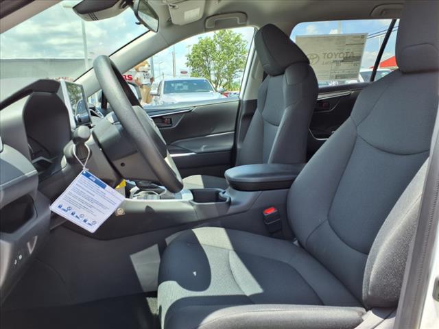 2025 Toyota RAV4 LE AWD