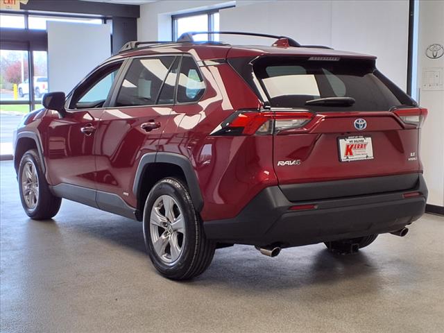 2022 Toyota RAV4 Hybrid LE