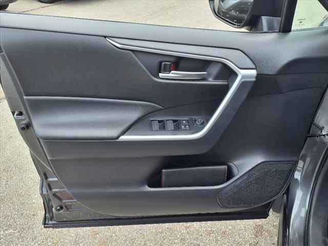 2025 Toyota RAV4 XLE AWD