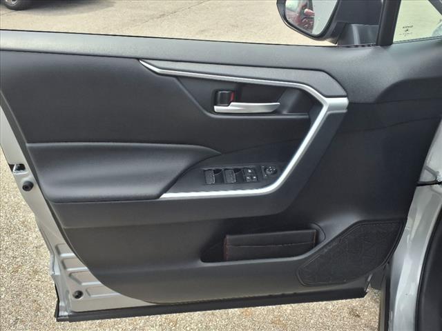 2025 Toyota RAV4 XLE AWD