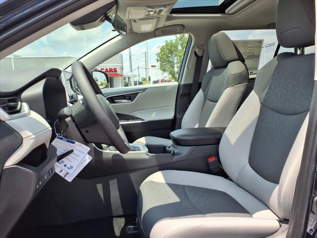 2025 Toyota RAV4 XLE AWD