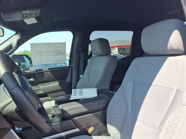 2025 Toyota Tundra SR5 CrewMax 5.5 Bed