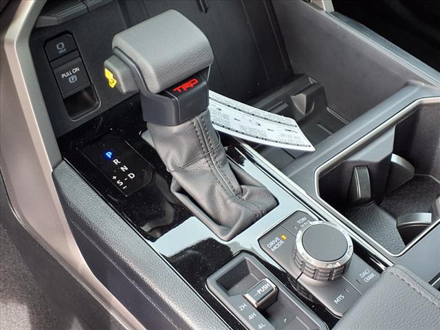 2025 Toyota Tundra SR5 CrewMax 5.5 Bed