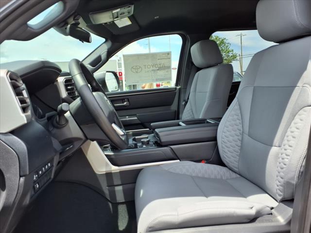 2025 Toyota Tundra SR5 CrewMax 5.5 Bed