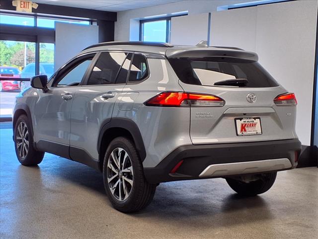 2023 Toyota Corolla Cross XLE