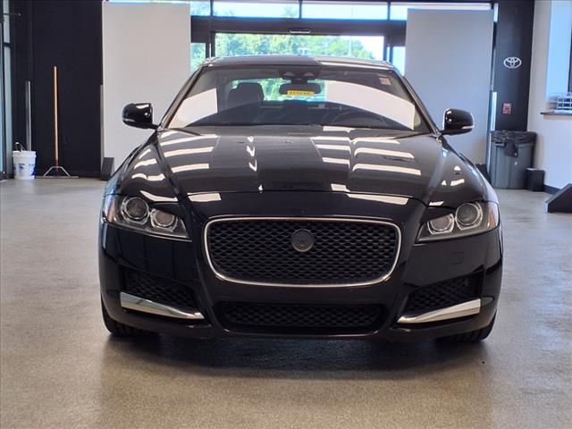 2017 Jaguar XF 35t Premium