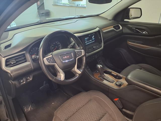 2017 GMC Acadia SLE