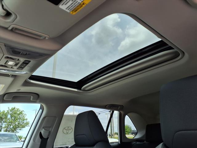 2025 Toyota RAV4 XLE AWD