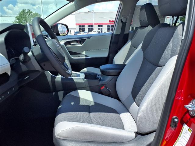 2025 Toyota RAV4 XLE AWD