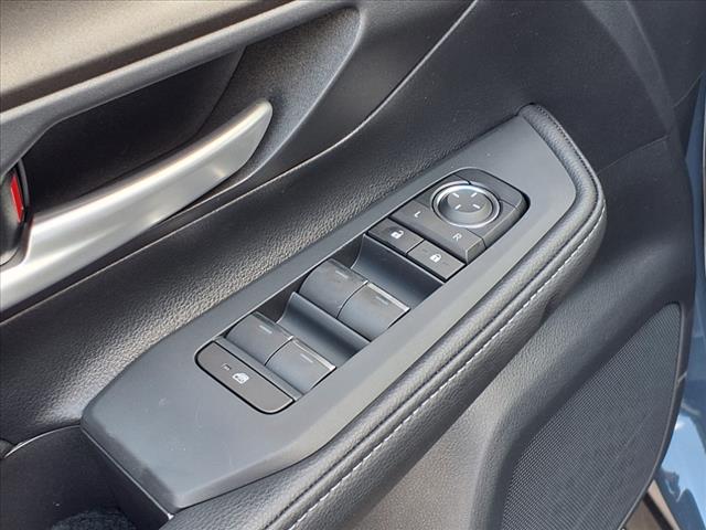 2025 Toyota Grand Highlander LE