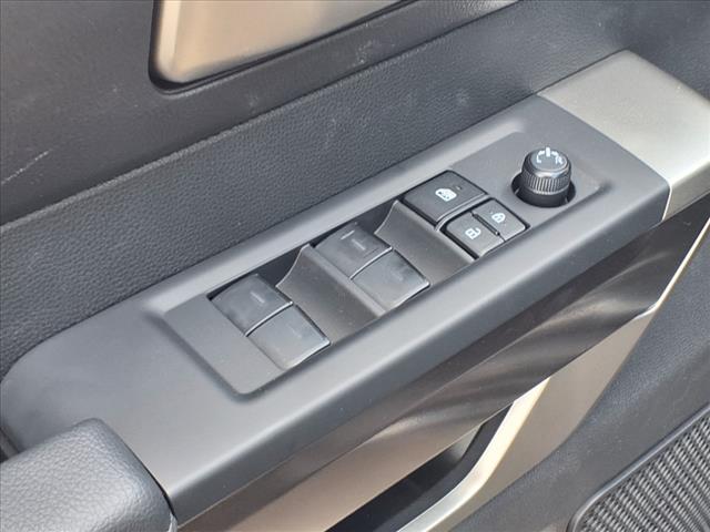 2025 Toyota Tundra SR5 CrewMax 5.5 Bed