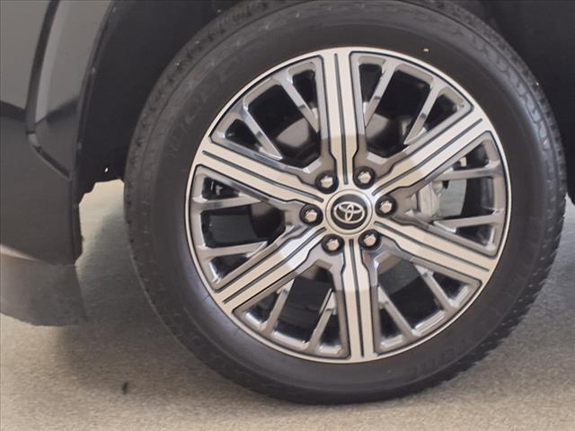 2024 Toyota Sequoia Capstone