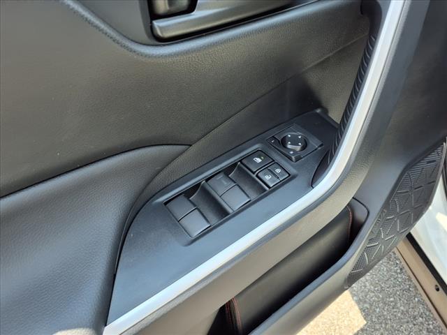 2025 Toyota RAV4 LE AWD