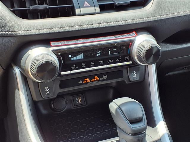 2025 Toyota RAV4 LE AWD