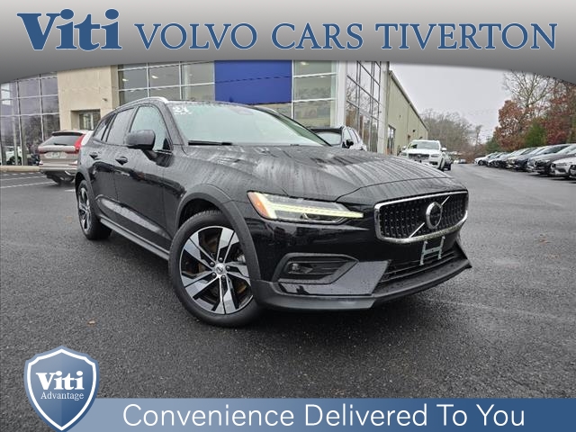 2024 Volvo V60 Cross Country