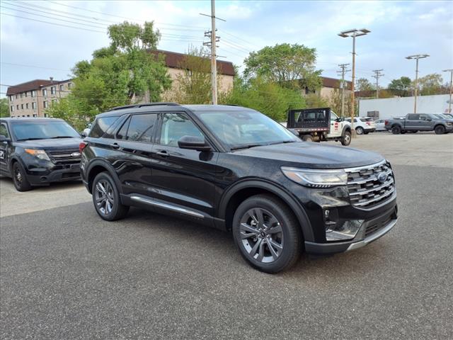 2025 Ford Explorer EXPLORER XLT AWD