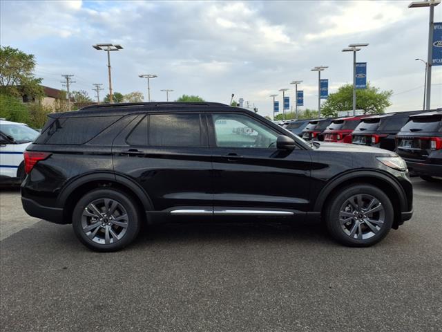 2025 Ford Explorer EXPLORER XLT AWD