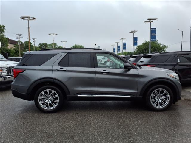 2025 Ford Explorer EXPLORER XLT AWD