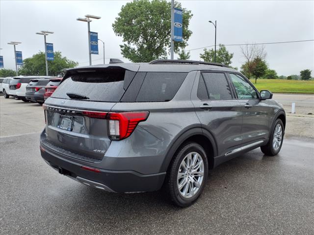 2025 Ford Explorer EXPLORER XLT AWD