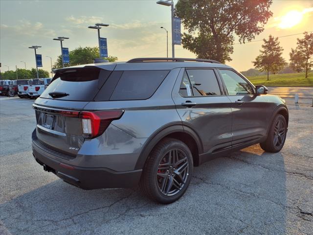 2025 Ford Explorer ST LINE
