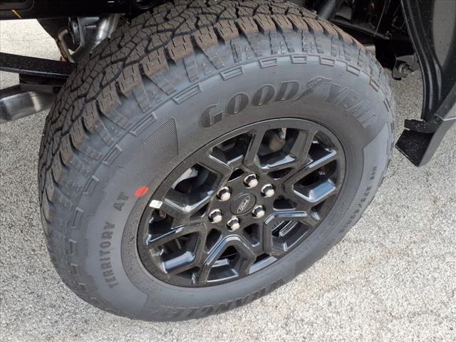 2025 Ford F-150 4WD SUPERCREW STX