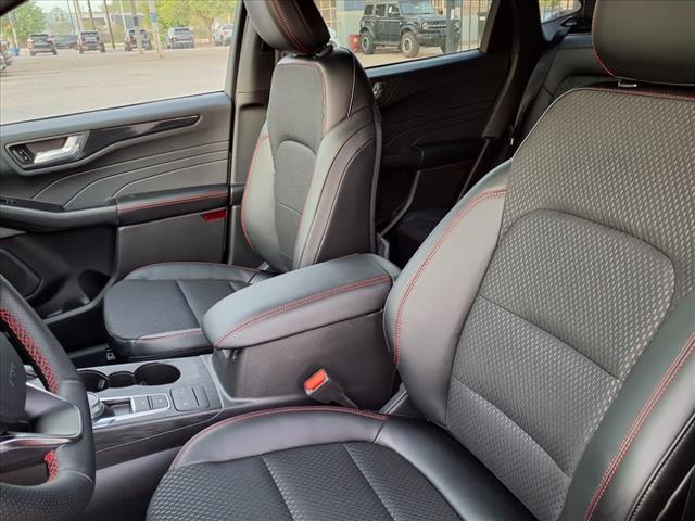 2025 Ford Escape ESCAPE ST LINE
