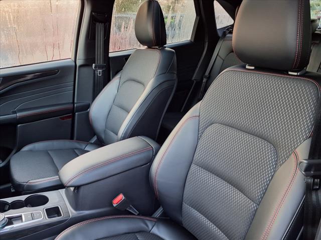 2025 Ford Escape ESCAPE ST LINE AWD