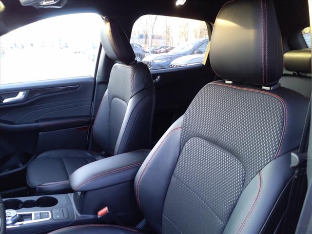2025 Ford Escape ESCAPE ST LINE AWD