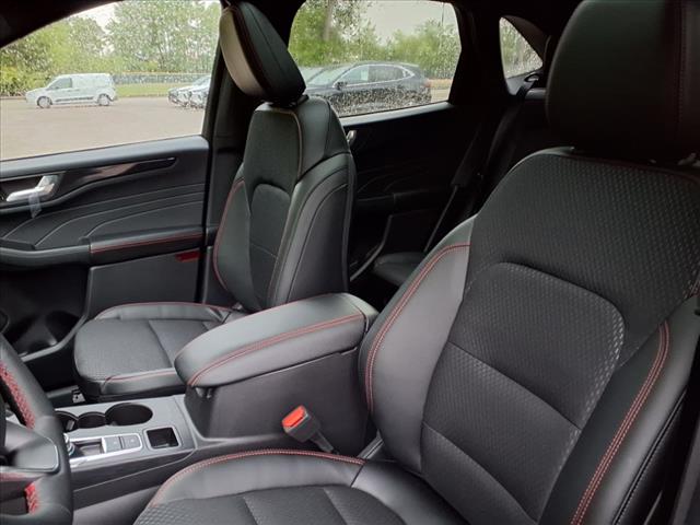 2025 Ford Escape ESCAPE ST LINE AWD