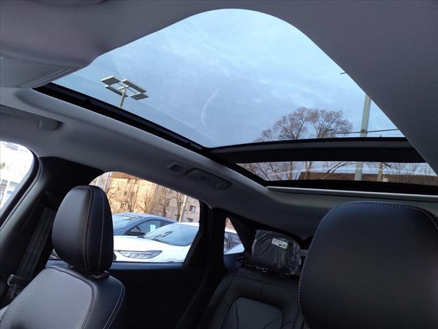 2025 Ford Escape ESCAPE PLAT. AWD