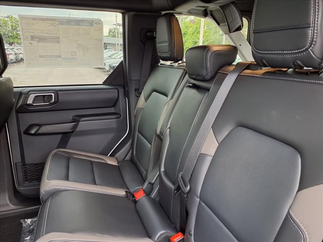 2025 Ford Bronco 4DR 4WD OUTER BANKS