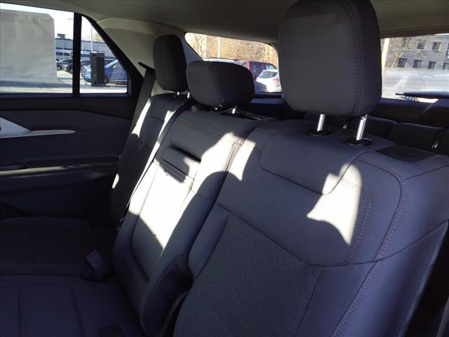 2025 Ford Explorer EXPLORER XLT AWD