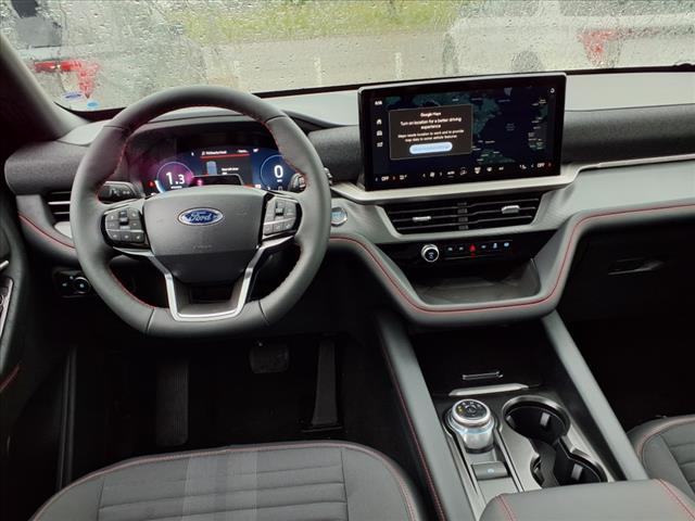 2025 Ford Explorer ST LINE