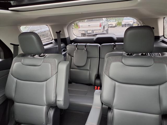 2025 Ford Explorer EXPLORER XLT AWD