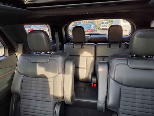 2025 Ford Explorer ST LINE
