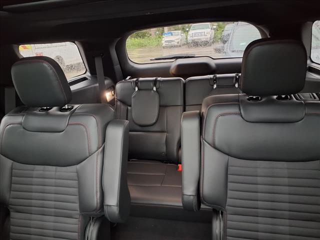 2025 Ford Explorer ST LINE