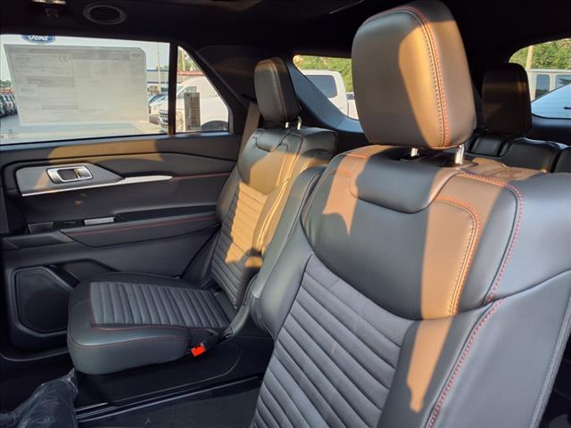 2025 Ford Explorer ST LINE