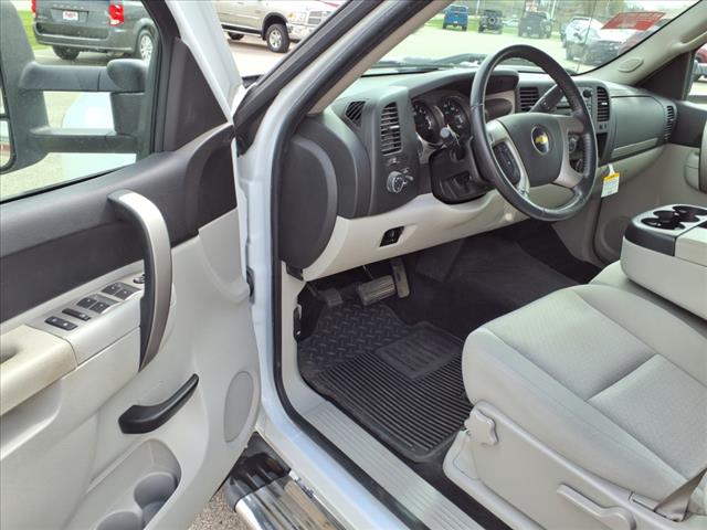 2011 Chevrolet Silverado 2500HD LT - Photo 10