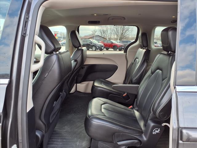 2021 Chrysler Voyager LXi - Photo 11