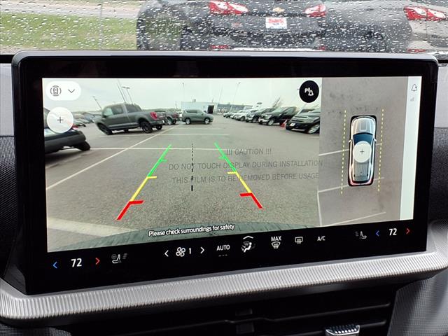 2025 Ford Explorer ST-Line - Photo 12