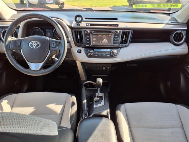 2018 Toyota RAV4 XLE - Photo 12