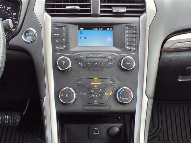 2020 Ford Fusion S - Photo 13